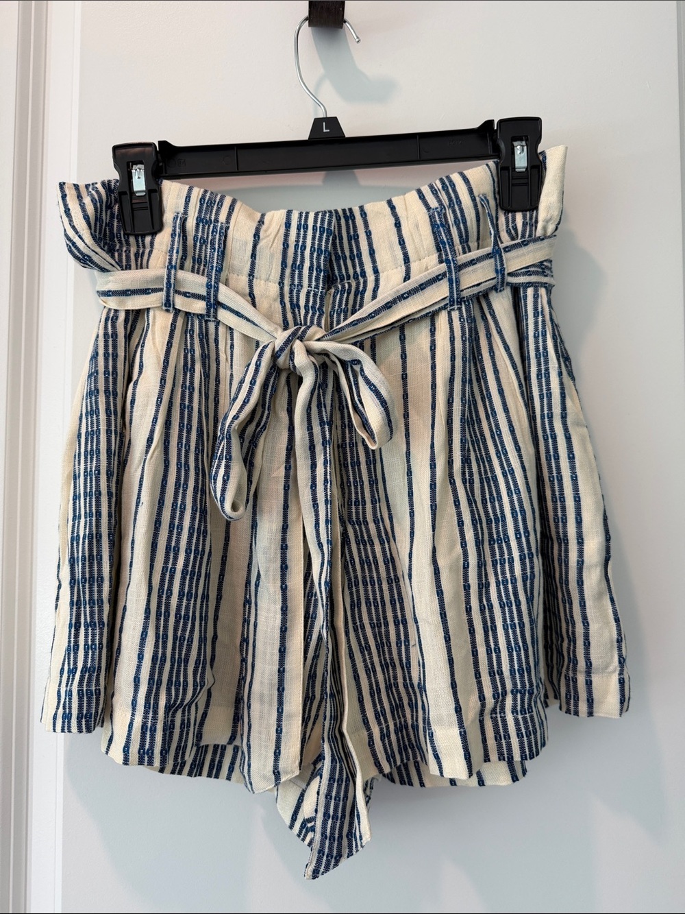 Lulus Striped Tie-Waist Cotton-Blend Women’s Shorts - Blue & Cream